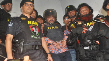 অসুস্থ হয়ে হাসপাতালে সম্রাট