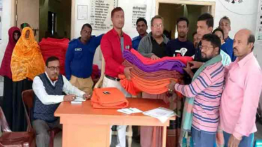 চন্দনপুরে ৩৭৫ হতদরিদ্র ও দুস্থদের মাঝে শীতবস্ত্র বিতরণ