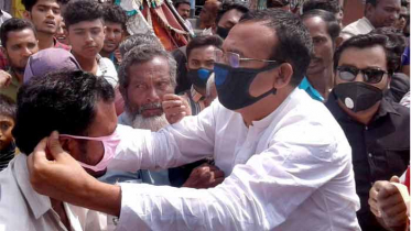 কুড়িগ্রামে জেলা আ.লীগের পক্ষ থেকে মাস্ক বিতরণ