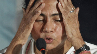 সব শেষ করে দিয়েছে: মমতা