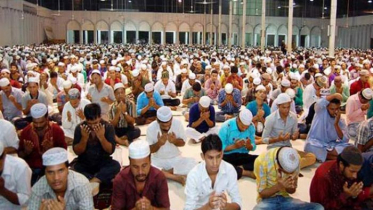 করোনা সুরক্ষায় দেশে সব মসজিদে দোয়া ও মুনাজাত