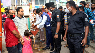 করোনা প্রতিরোধে র‌্যাব কমান্ডারের অনন্য উদ্যোগ ‘নিরাপদ কর্নার’