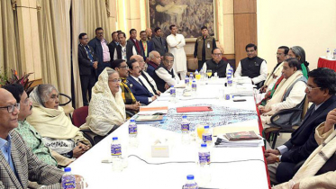 রাজাকারের তালিকায় মুক্তিযোদ্ধাদের নাম রহস্যজনক: প্রধানমন্ত্রী