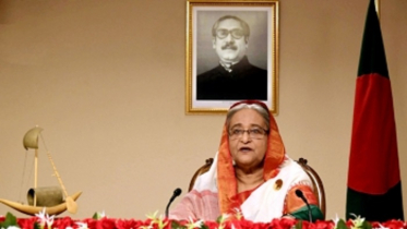 শ্রমিকদের বেতন দিতে ৫ হাজার কোটি টাকা প্রণোদনা