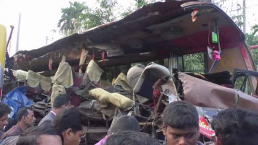 রাজবাড়ীতে সড়ক দুর্ঘটনায় নিহত ৪