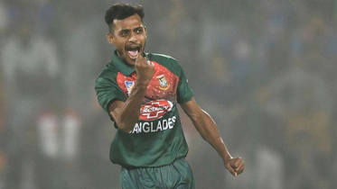 শুরুতেই পাক শিবিরে শফিউলের হানা