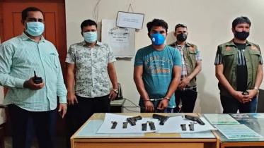 সিরাজগঞ্জে ৩টি পিস্তল ও গুলিসহ যুবক আটক