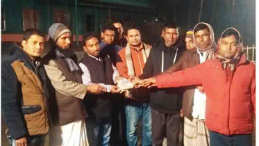 বঙ্গবন্ধুর আশির্বাদপুষ্ট অসুস্থ মমতাজের পাশে একুশে ফোরাম 