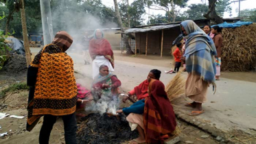 ঠাকুরগাঁওয়ে তীব্র শীতে জনজীবন বিপর্যস্ত