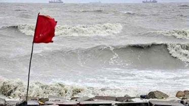 সমুদ্র বন্দরসমূহে ৩ নম্বর সতর্ক সংকেত