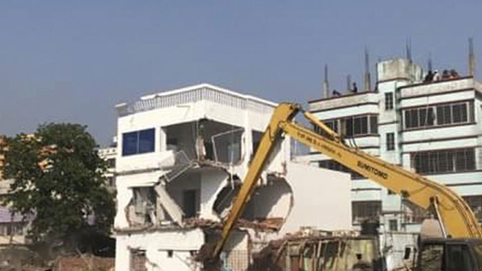 দুদকের আইনজীবী কাজলের শ্বশুরের বাড়ি উচ্ছেদ
