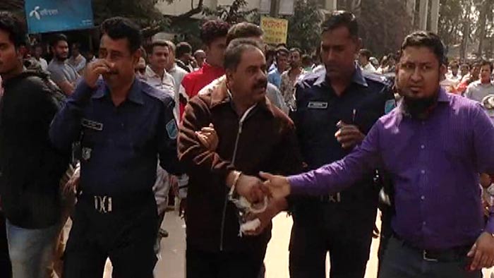 নারায়ণগঞ্জে কাউন্সিলরসহ গ্রেফতার ২২