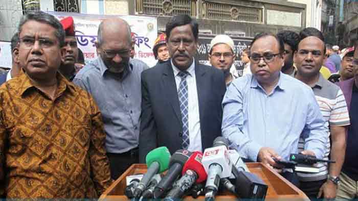 ভবনগুলোতে অগ্নি প্রতিরোধের কোন ব্যবস্থা ছিলো না