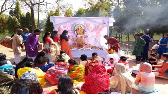 জাহাঙ্গীরনগর বিশ্ববিদ্যালয়ে সরস্বতী পূজা উদযাপিত