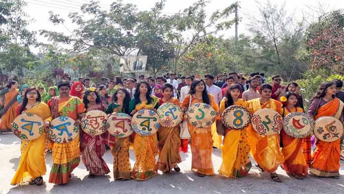 বশেমুরবিপ্রবিতে বসন্ত বরণ উৎসব পালিত