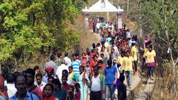 ঘুরে আসুন সীতাকুন্ড শিবচতুর্দশী মেলা 