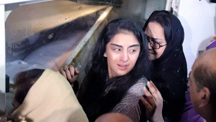 ফেসবুক জুড়ে সৈয়দ আশরাফ কন্যার ছবি
