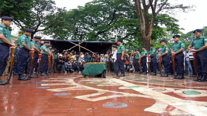 গার্ড অব অনার প্রদান