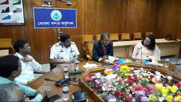 চুক্তির পর মোংলা বন্দর ব্যবহার করছে নেপাল