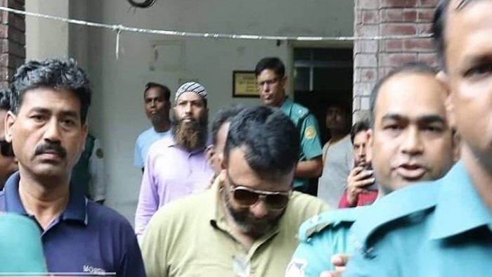 আদালতে ওসি মোয়াজ্জেম