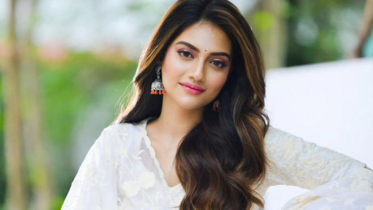 বিরতির পর অভিনয়ে ফিরছেন সাংসদ নুসরাত 