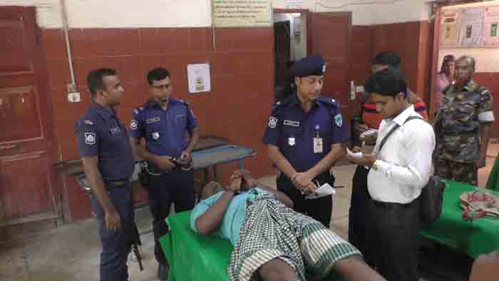 ঝিনাইদহে গুলিবিদ্ধ অবস্থায় মাদক ব্যবসায়ী গ্রেফতার