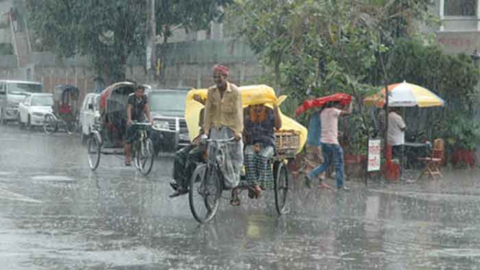 বৃষ্টি নিয়েই আষাঢ় এলো