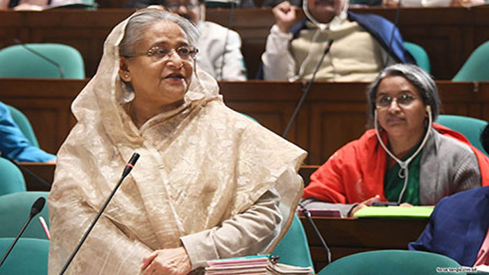 স্বাস্থ্যবীমা চালুর পরিকল্পনা আছে: প্রধানমন্ত্রী