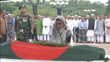 মোজাফফর আহমদের প্রতি রাষ্ট্রপতি ও প্রধানমন্ত্রীর শ্রদ্ধা