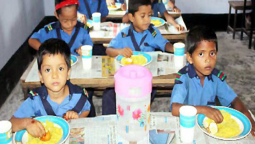 ২০২৩ সালের মধ্যে সব স্কুলে দুপুরের খাবার