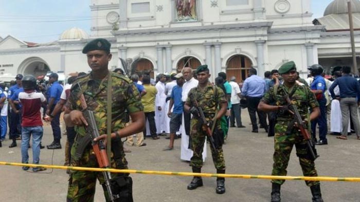 ৬০০ বিদেশিকে শ্রীলংকা ছাড়ার নির্দেশ