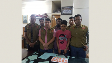 আশুলিয়ায় মাদকসহ মা-ছেলে আটক