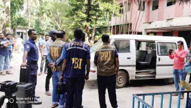 বেনাপোল কাস্টমস হাউসের লকার ভেঙ্গে ডলার চুরি