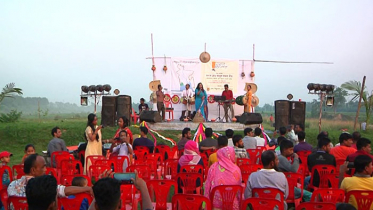 কুমিল্লা গোমতী নদীর চরে নদী কেন্দ্রিক সাংস্কৃতিক অনুষ্ঠান