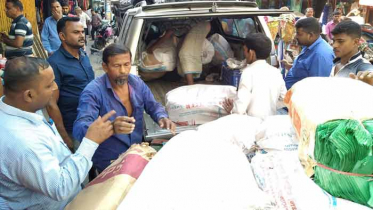 দোহারের দেড় টন নিষিদ্ধ পলিথিন জব্দ দোহারের দেড় টন নিষিদ্ধ পলিথিন জব্দ