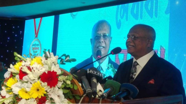 দুর্নীতি দমন না করলে উন্নয়ন ধরে রাখা যাবে না: দুদক চেয়ারম্যান