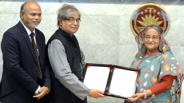 প্রধানমন্ত্রীর আইটিইউ টেলিকম ওয়ার্ল্ড পুরস্কার গ্রহণ