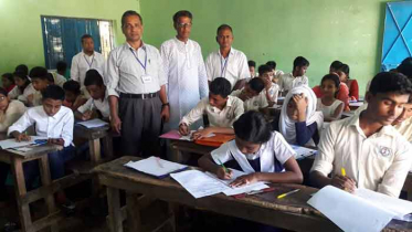 দ্বীপবন্ধু মুস্তাফিজুর রহমান স্মৃতি বৃত্তি পরীক্ষা অনুষ্ঠিত