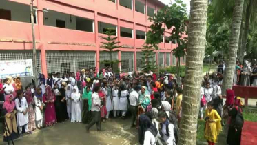 বাগেরহাট সরকারি মহিলা কলেজের অধ্যক্ষের অপসারণের দাবি