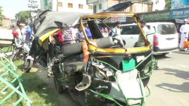 ডাক্তার দেখাতে এসে লাশ হয়ে ফিরল মা-ছেলে
