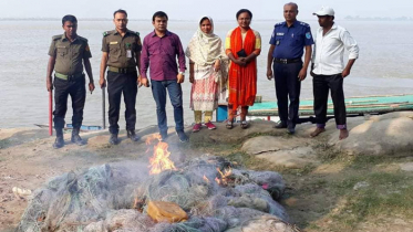 দোহারে মা ইলিশ ধরার অপরাধে ৯ জনের কারাদণ্ড