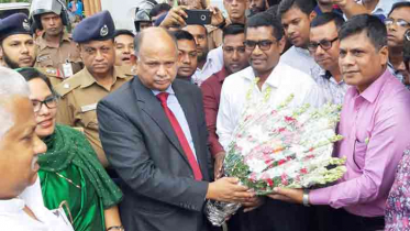 অচল রেলকে সচল করার কাজ শুরু হয়েছে:রেলমন্ত্রী