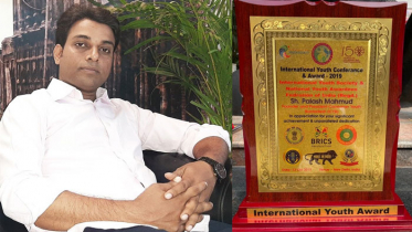 ‘ইন্টারন্যাশনাল ইয়ুথ অ্যাওয়ার্ড’ পেলেন সাংবাদিক পলাশ মাহমুদ
