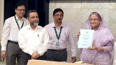 ১৯৭২ সালের মন্ত্রিসভা বৈঠকের কার্যবিবরণী গ্রহণ প্রধানমন্ত্রীর