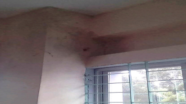 বাউফলে ঘূর্ণিঝড় আশ্রয়কেন্দ্র নির্মাণে অনিয়মের অভিযোগ