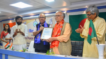 গান্ধী শান্তি পুরস্কার পেলেন রামেন্দু মজুমদার