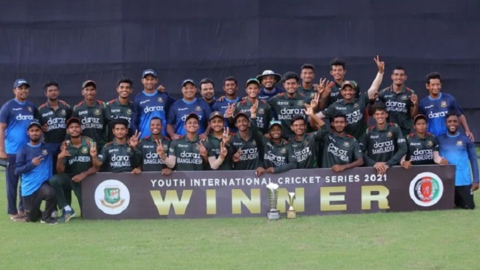 ভারতের মাটিতে চ্যাম্পিয়ন বাংলাদেশ অনূর্ধ্ব-১৯ ক্রিকেট দল