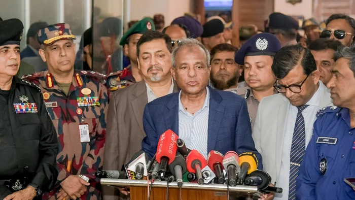 নির্বাচনে সততা ও নিষ্ঠার সঙ্গে দায়িত্ব পালনের নির্দেশ স্বরাষ্ট্র