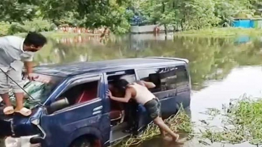 চালকের ঘুম কেড়ে নিল একই পরিবারের ৭ প্রাণ