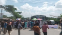 সংসদীয় আসনের সীমানা পুনর্বিন্যাসের দাবিতে ভাঙ্গায় দুই মহাসড়কে অবর